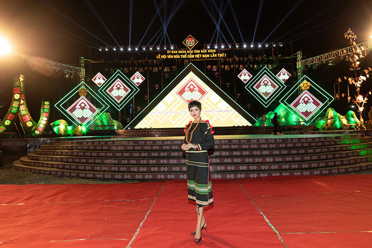 Thời gian tới, H’hen Niê sẽ tiếp tục tham gia các dự án thiện nguyện, các hoạt động truyền cảm hứng đến cộng đồng trong vai trò đại sứ.