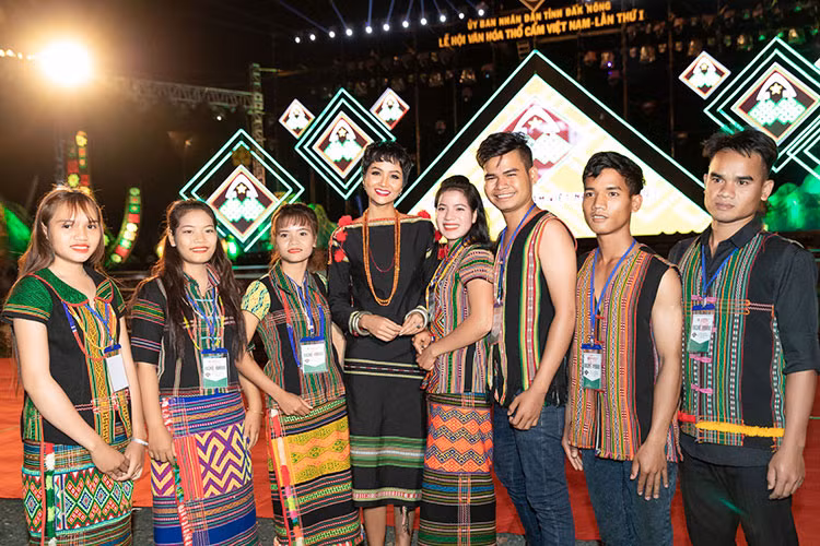 Người đẹp dân tộc Ê-đê cũng sẽ thử sức ở các lĩnh vực khác.