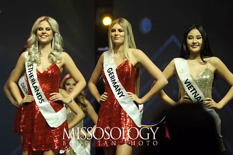 Tối ngày 25/1, Lê Âu Ngân Anh tham gia chung kết Hoa hậu Liên lục địa 2018. Theo kết quả, danh sách top 20 gọi tên người đẹp sinh năm 1995 này. Ảnh: Missosology