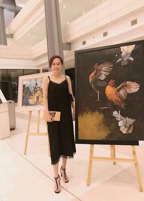 Xinh đẹp không kém một hot girl, Thu Hà nhận được sự chú ý của nhiều cư dân mạng. Ảnh: Ngôi sao