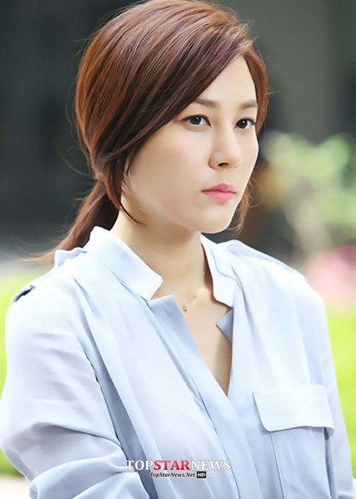 Kim Ha Neul chưa tái xuất sau khi sinh con. Ảnh: Topstars