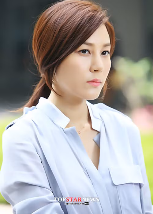 Kim Ha Neul chưa tái xuất sau khi sinh con. Ảnh: Topstars