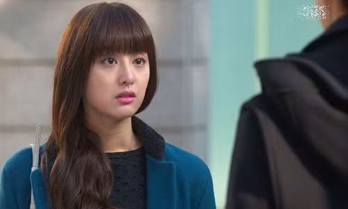 Thieu hoi chong sau ly hon, toi sa vao luoi tinh cua “phi cong” tre