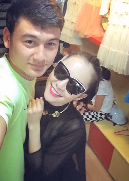 Linh Nga than thiet voi em ho Dang Van Lam the nao?