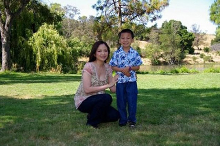 Tại Mỹ, Thiên Nga lấy chồng, sau đó sinh con trai. Vốn kín tiếng, người đẹp chưa từng hé lộ danh tính ông xã của mình. Ảnh: Khám phá