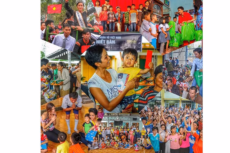 Ở H’hen Niê còn toát lên vẻ đẹp tâm hồn. Khi đoạt danh hiệu hoa hậu tại quê nhà, H’hen Niê vẫn là cô gái thân thiện, tích cực làm từ thiện. Cùng với đó, H’hen Niê còn truyền cảm hứng bằng câu chuyện không kết hôn sớm mà học hành để vượt qua đói nghèo.