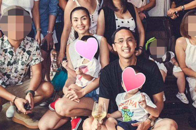 Qua loạt ảnh hiếm hoi được chia sẻ, bé Chloe khá cao và đã lớn phổng phao.