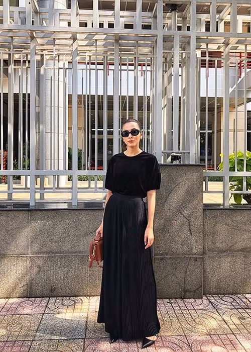 Sau 6 năm ở ẩn, Tăng Thanh Hà gần đây đã tái xuất với vai trò mới là nhà thiết kế thời trang.