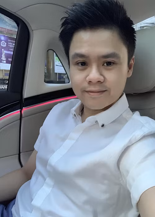 Sau mối tình với Xuân Thảo và Midu, Phan Thành khẳng định đang độc thân. Dường như, đường tình duyên của chàng thiếu gia này khá lận đận.