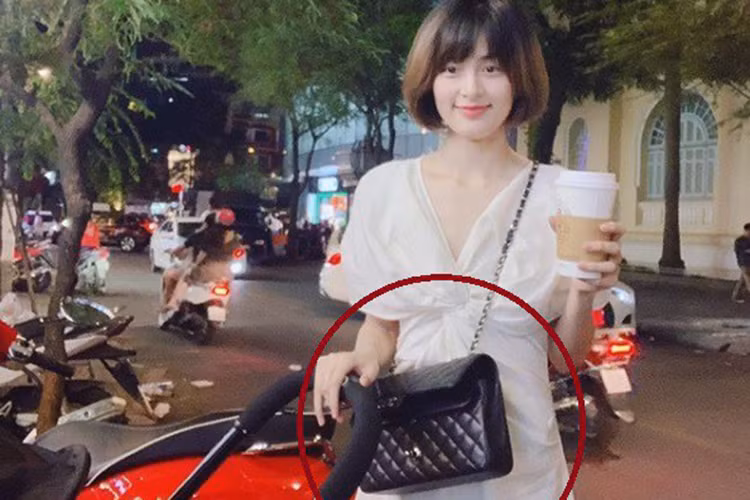 Hạ Vi - bạn gái cũ của Cường Đô la lại vướng nghi vấn bầu bí, sinh con sau khi lộ vòng 2 lùm lùm, mặt bầu bĩnh. Ảnh: Ngôi sao