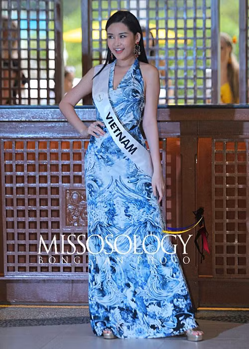 Nhan sắc của người đẹp sinh năm 1995 từ khi đăng quang đến nay luôn gây tranh cãi.