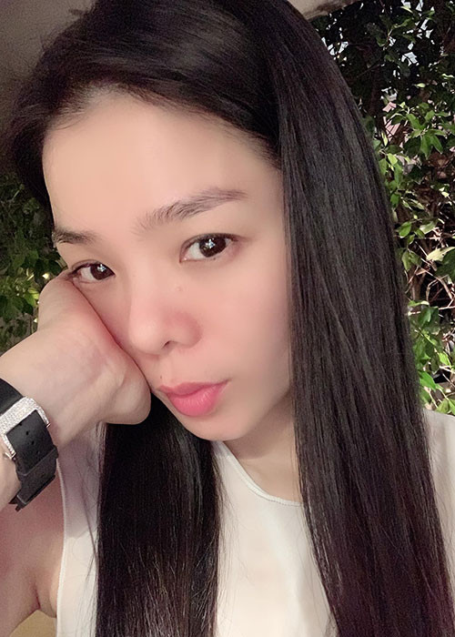 Lệ Quyên sở hữu gương mặt không son phấn đẹp không kém cạnh Hồ Ngọc Hà.