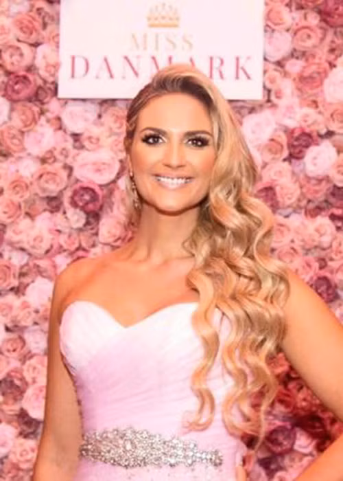 Lisa Lents - Hoa hậu Thế giới Đan Mạch 2008 chấm thi Hoa hậu đẹp nhất thế giới 2018.