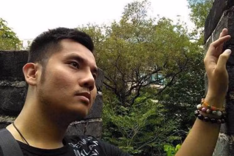 Người đẹp H'hen Niê được dự đoán sẽ trở thành Hoa hậu đẹp nhất thế giới 2018 bởi ngoài nhan sắc cùng sức ảnh hưởng, H'hen Niê còn có một lợi thế khác. Đó là sự góp mặt của Donald Nguyễn - một chuyên gia sắc đẹp của Việt Nam trong dàn giám khảo. Được biết, Donald Nguyễn là người góp phần hỗ trợ cho các người đẹp Việt khi thi quốc tế như H'hen Niê, Lan Khuê, Lệ Quyên, Khả Trang.