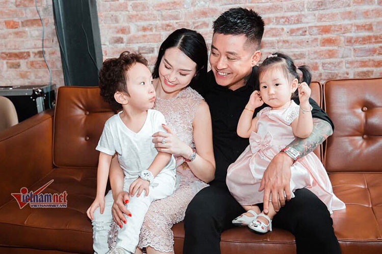 Con gái và con trai của Tuấn Hưng càng lớn càng kháu khỉnh, đáng yêu. Ảnh: Vietnamnet