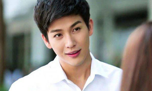 Dan ong tuoi nay chi ngoan khi ngheo, giau roi de phan boi vo con