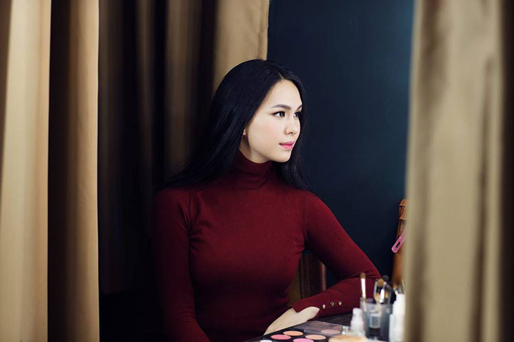 Thùy My cũng giỏi nấu ăn, chơi thể thao, đánh đàn guitar. Không thể phủ nhận, con gái của Diễm My tài sắc vẹn toàn.