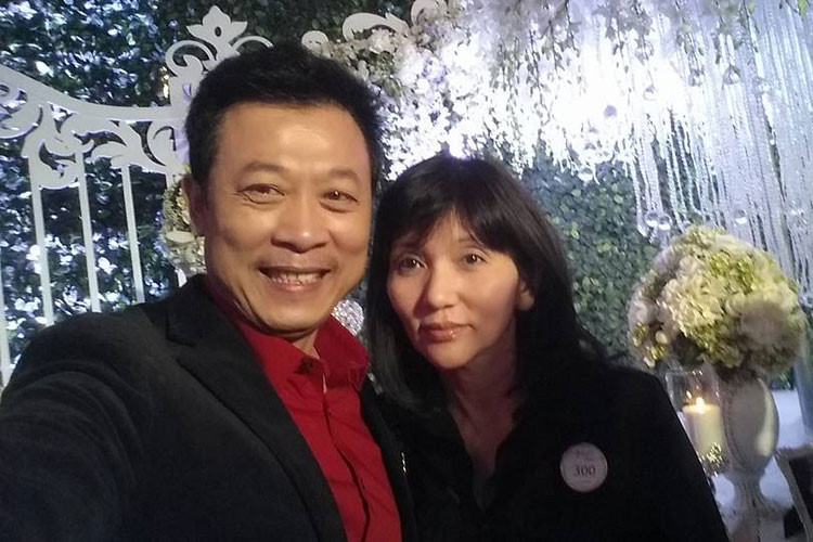 Vân Sơn cho biết, vợ anh là người kiên nhẫn, giỏi chịu đựng và luôn hết lòng đứng sau ủng hộ để anh yên tâm hoạt động nghệ thuật.