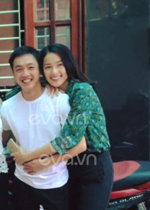 Cường Đô la và Hạ Vi cùng đón Tết 2016 tại Sài Gòn. Ảnh: Khám phá