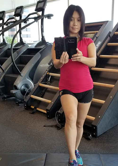 Để giữ vóc dáng thon gọn, Y Phụng chăm chỉ tập gym.