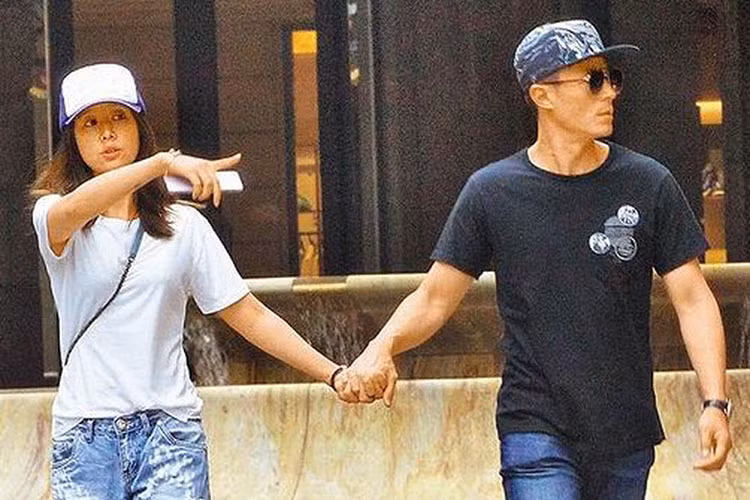 Truyền thông xứ Trung cũng chưa từng ghi lại được bất kì hình ảnh nào về con gái của Lâm Tâm Như.