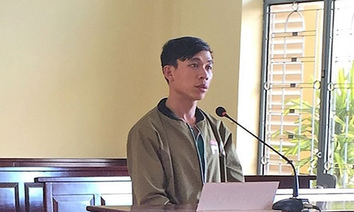 Dam o tre em, “ga hang xom” lanh an 12 thang tu giam