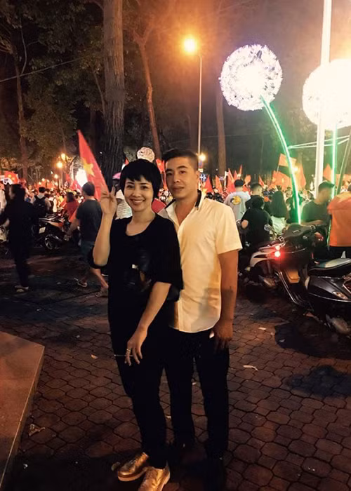 Từ loạt ảnh thân thiết của Thúy Hiền và "Dung Tom", dân mạng đặt nghi vấn cả hai đang hẹn hò. Ảnh: Người lao động