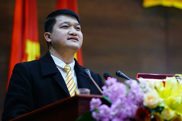 Sap nhap xa, huyen: 3 chu tich 1 ghe biet chon ai?-Hinh-3