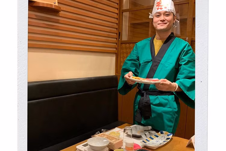 Năm 2017, Quang Vinh đầu tư thực hiện một chương trình thực tế về du lịch và phát trên kênh Youtube.