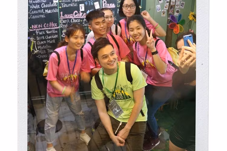 "Hoàng tử sơn ca" “ở ẩn” đã lâu nhưng vẫn được nhiều người hâm mộ theo dõi.