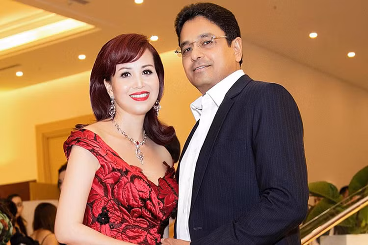 Có con gái đầu lòng ở tuổi 21, ông xã của Diệu Hoa vẫn phong độ. Ảnh: Khám phá