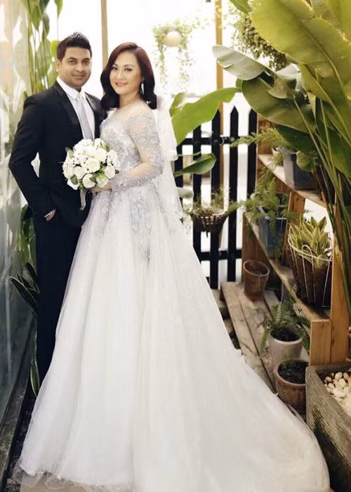 Doanh nhân Chandra Kumar lại là ông xã của diễn viên Cao Ngọc Xuân. Cả hai kết hôn vào năm 2018 sau 8 năm quen biết. Ảnh: Ngôi sao