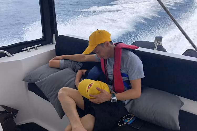 Cường Đô la là người đàn ông cưng chiều bé Subeo nhất.