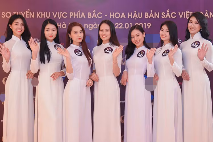 Top các thí sinh xuất sắc vượt qua vòng sơ khảo sẽ tiến thẳng vào vòng bán kết khu vực Nam – Bắc. Đêm chung kết Hoa hậu Bản sắc Việt toàn cầu 2019 dự kiến diễn ra vào cuối tháng 5/2019.