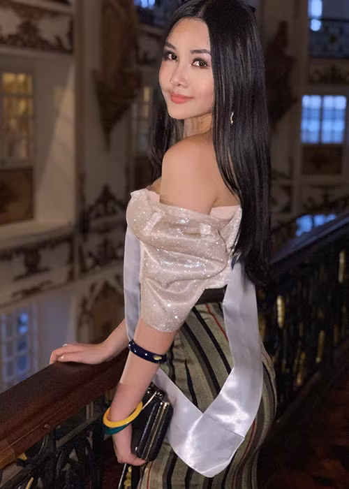 Trên Lao động, ông Nguyễn Quang Vinh - Quyền Cục trưởng Cục NTBD, cho hay, tính đến nay chưa có một văn bản quyết định nào chứng nhận Ngân Anh là Hoa hậu Đại dương, cô chỉ nhận được tấm bằng khen từ ban tổ chức.