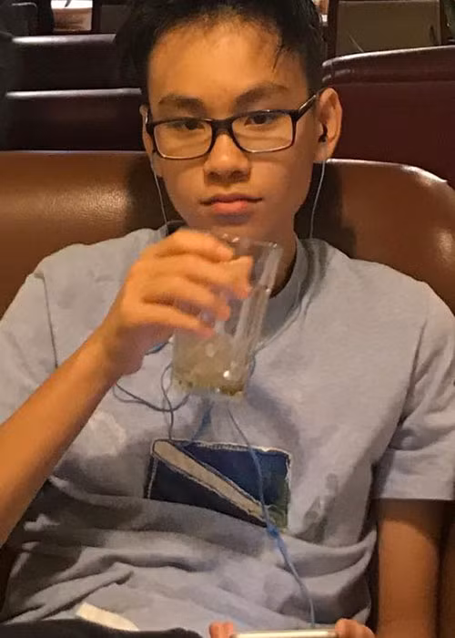 Mọi thông tin về Gia Cát cho đến nay vẫn luôn được Chi Bảo giữ kín.