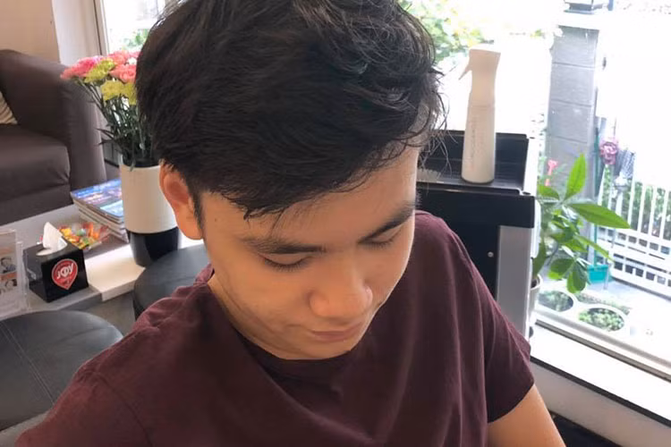 Nam diễn viên khuyên con, cách tốt nhất để hòa nhập và tận hưởng cuộc sống là học cảm nhận những gì đang diễn ra xung quanh.