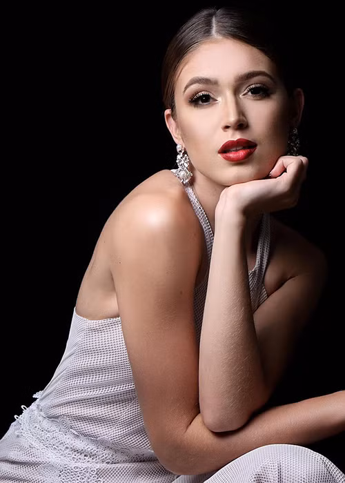 Với 2 giải phụ, Gabriela được dự đoán sẽ lọt top cao, thậm chí có nhiều cơ hội đoạt vương miện.