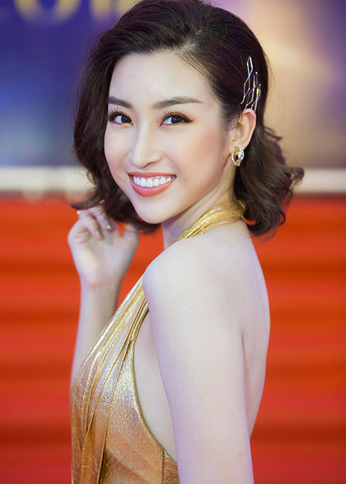 Nhan sắc ngày càng đẹp tuyệt trần, Mỹ Linh hút sự chú ý mỗi khi xuất hiện tại các sự kiện.