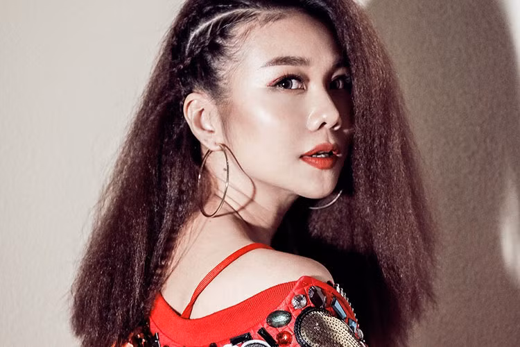 Nữ siêu mẫu cũng từng khoe bạn trai hiểu và ủng hộ cô hết mình trong công việc, thậm chí rất thích cô bận rộn.