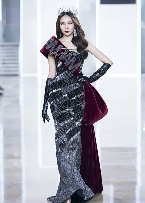 Có bạn trai tâm lý, Thanh Hằng bị fan thúc giục sớm lên xe hoa.