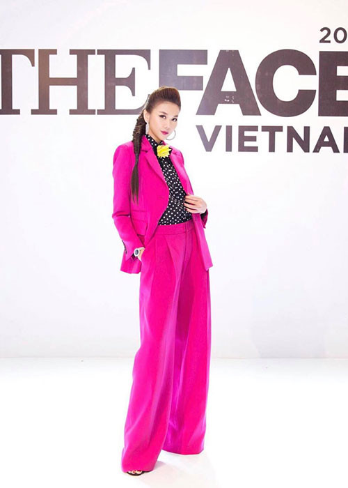 Theo lời Thanh Hằng, cô và bạn trai giống nhau ở nhiều điểm như “khó ăn khó ở” và ít tiếp xúc với bên ngoài.