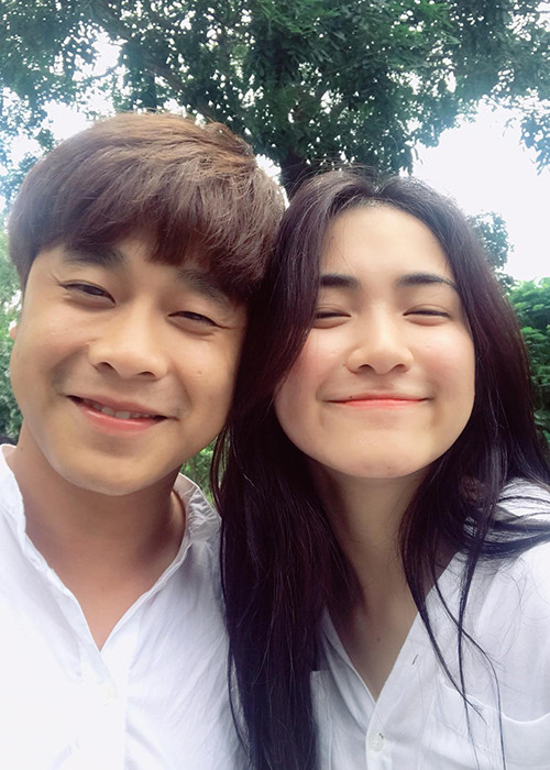 Khi Hòa Minzy bị ném đá dữ dội, nhiều người tò mò phản ứng của doanh nhân Minh Hải - bạn trai của Hòa Minzy. Tuy nhiên, hiện tại, vị doanh nhân này lại chưa có bất kì động thái nào. Ảnh: FBNV