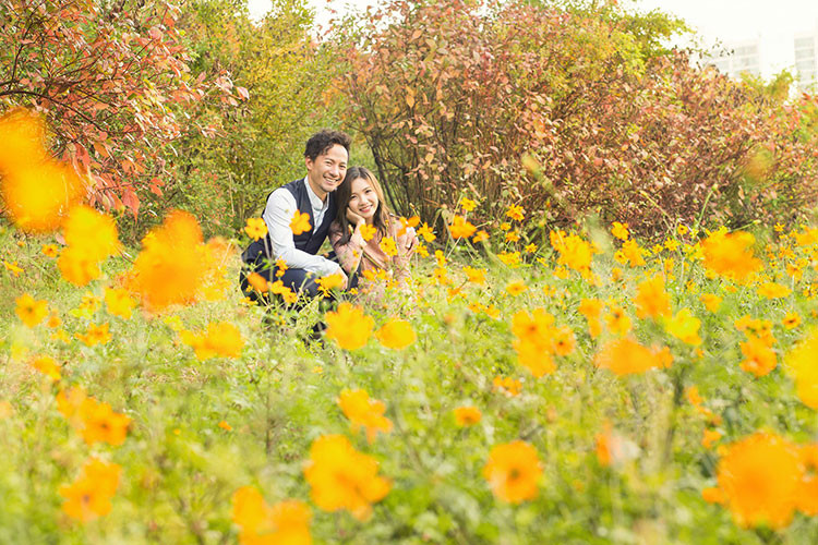 Bộ ảnh cưới của cặp đôi lần đầu tiên được hé lộ nên nhận được sự chú ý.