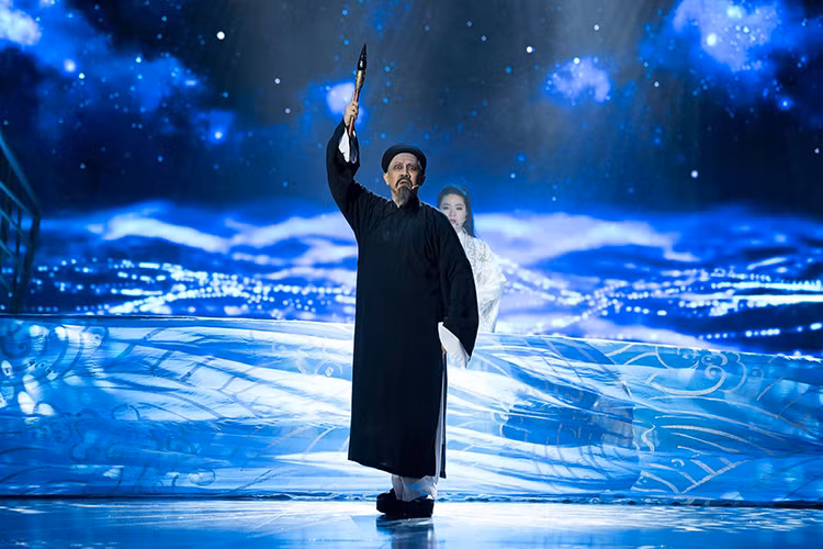 Với "Tiên Nga", Thành Lộc vừa là đạo diễn, vừa là biên kịch, vừa là diễn viên.