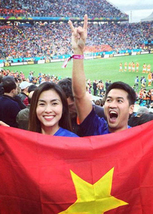 Loạt ảnh của Tăng Thanh Hà dấy lên tranh cãi. Ảnh: Dân Việt