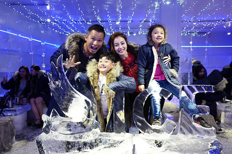 Sau nhiều sóng gió, Jennifer Phạm có tổ ấm hạnh phúc mà nhiều người ngưỡng mộ.