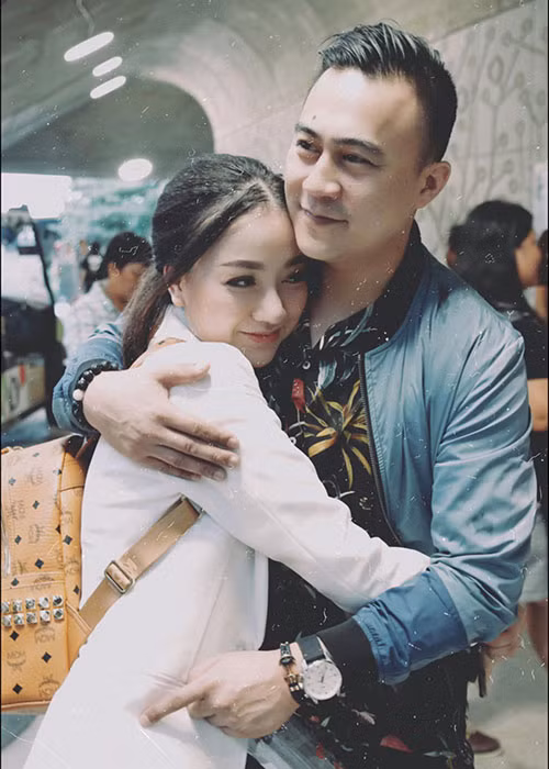 Từ khi gắn bó đến nay, tình cảm của nữ diễn viên và bạn trai luôn mặn nồng. Nhiều người hâm mộ mong chờ chuyện tình của Băng Di sẽ có cái kết có hậu.