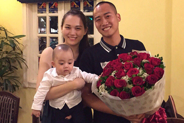 Giống như Hà Tăng, Thiên Lý, Ngọc Thạch rút khỏi làng giải trí sau khi về làm dâu gia đình bề thế.