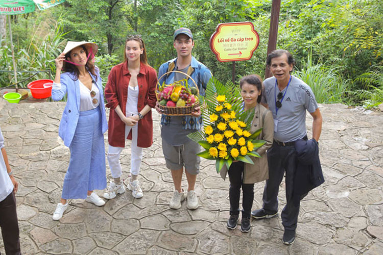 Lý Quí Khánh cũng được bố mẹ Hồ Ngọc Hà coi như người trong nhà. Ảnh: HTV